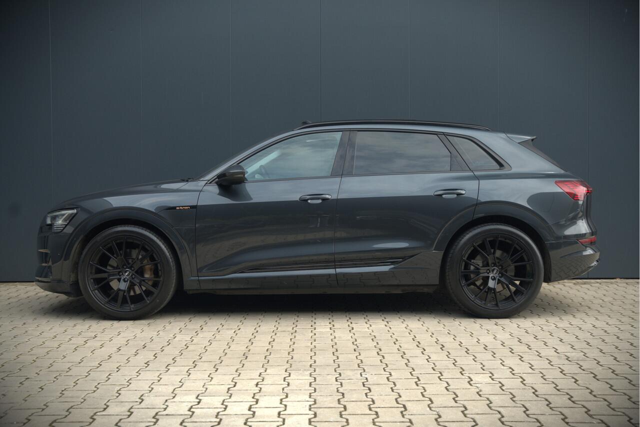 Audi e-tron 50 quattro Business edition Plus 71 kWh | Black Edition | Panoramadak | Camera | Memory Seats | Luchtvering | Adaptive Cruise Control | Keyless | Matrix LED | Leder | Stoelverwarming | NAP |
