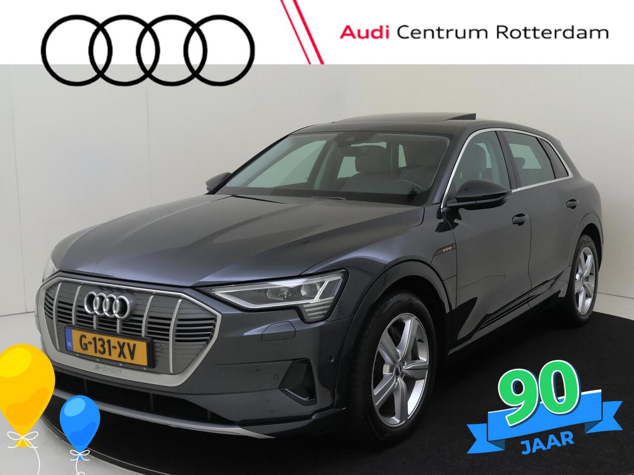 Audi e-tron e-tron 55 quattro advanced 95 kWh | Panoramadak | Achteruitrijcamera | Adaptieve cruise control | Lederen bekleding | Navigatie Plus | CarPlay | Elektrische achterklep |