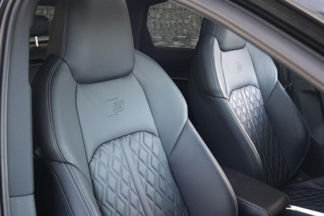 Audi e-tron 55 quattro S Line | Schuifdak | RS Sport stoelen | 90% SOH