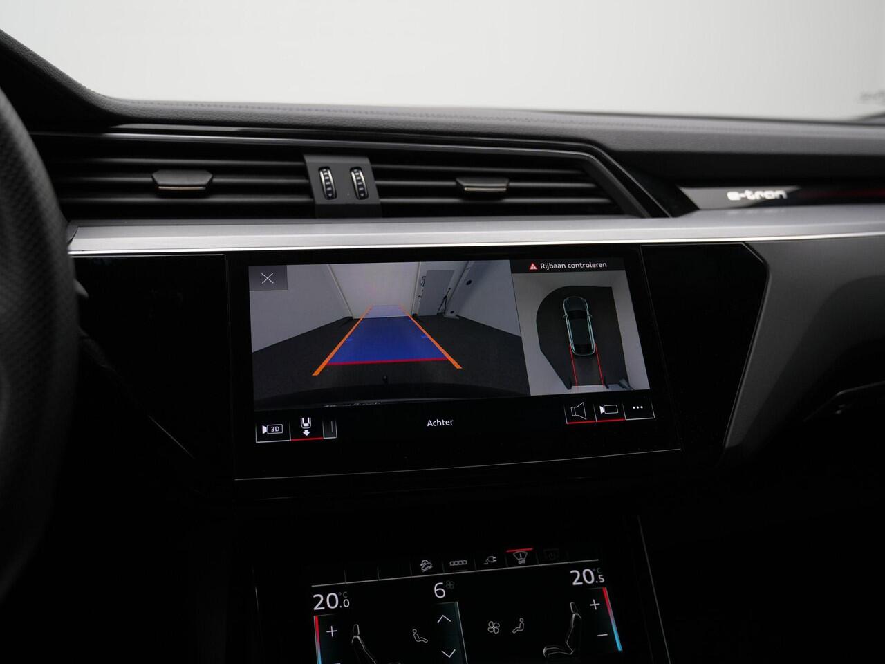 Audi e-tron Sportback 50 quattro S-Line 71 kWh | Panoramadak | Trekhaak | Nachtzicht | Valcona leder | Geheugenstoel | Head-up display | 360 camera