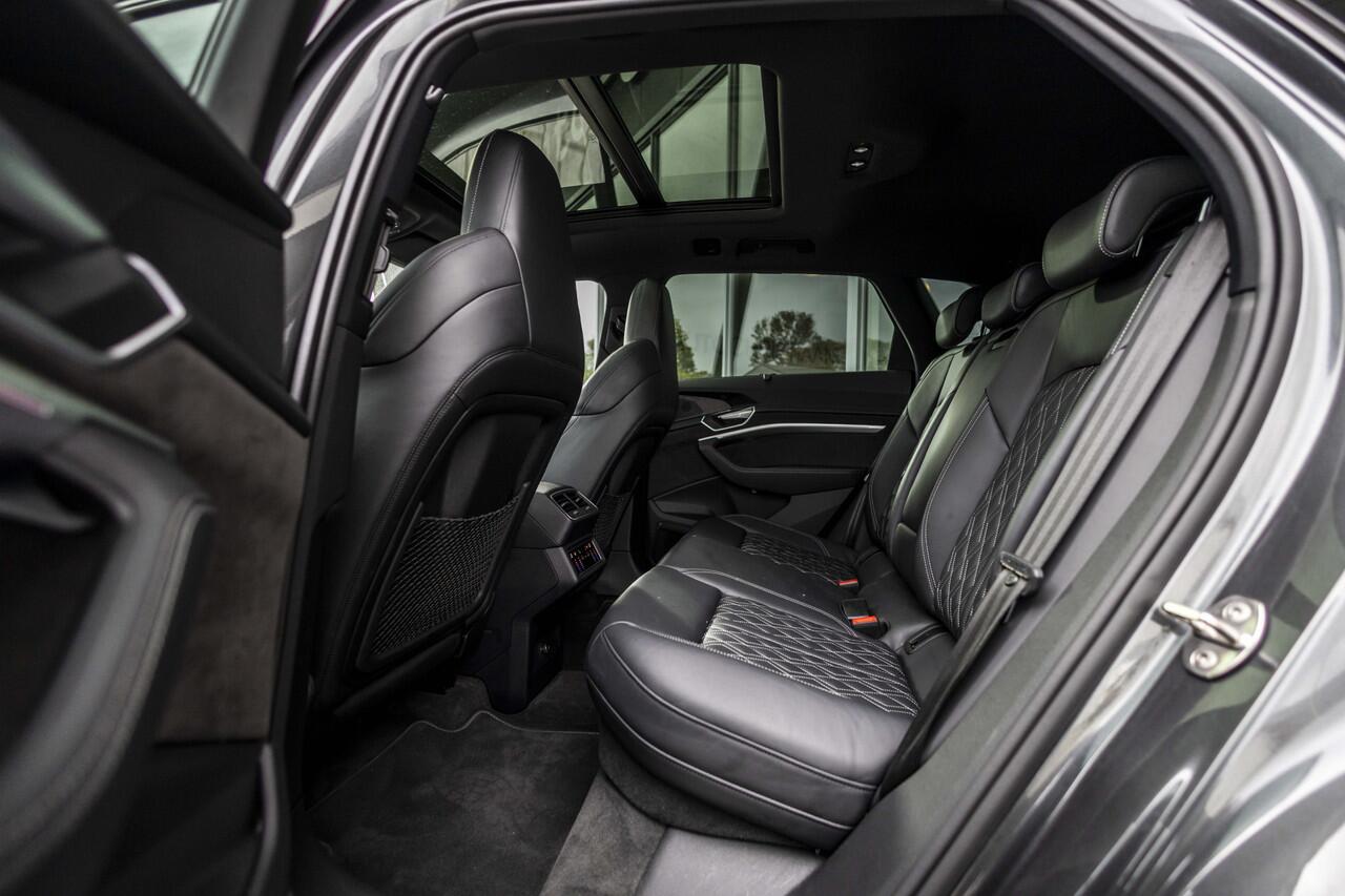 Audi e-tron S quattro 95 kWh | 504PK | Pano | B&O | Memory