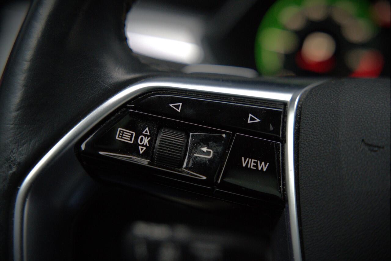Audi e-tron e-tron 55 quattro advanced Pro Line S 95 kWh | Panoramadak | Bang & Olufsen | Stoelverwarming | Head-Up Display | 360 Camera | Matrix LED | Luchtvering | Memory Seat | Keyless | Elektrisch Verstelbare Stoelen | B&O