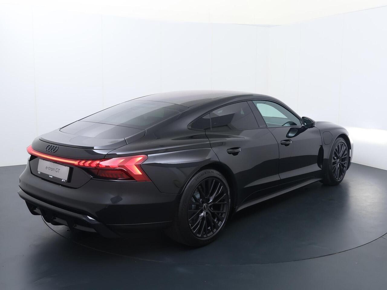 Audi e-tron GT quattro 97 kWh 370 kW / 503 PK