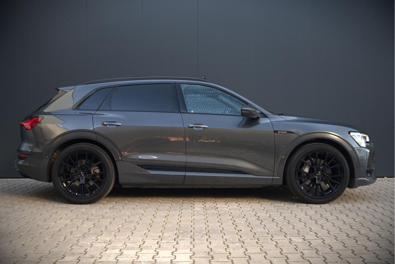 Audi e-tron 50 quattro S edition 71 kWh | S Line | Black Edition | Panoramadak | Memory Seats | Luchtvering | Adaptive Cruise Control | Keyless | Matrix LED | Leder | Stoelverwarming | NAP | BTW