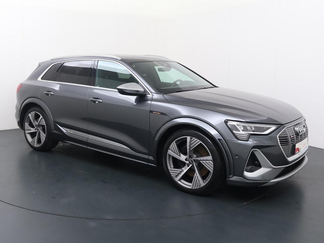 Audi e-tron S quattro 95 kWh | 503 PK | SoH 100% | Trekhaak | S Line | half lederen bekleding | Lichtmetalen velgen 20"|