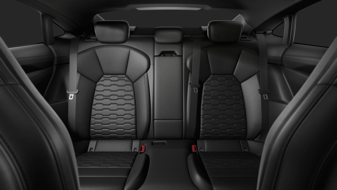 Audi e-tron GT quattro S e-tron GT 97kWh 592 2AT Automaat | Velgen, gegoten lichtmetaal 21" "5-dubbelspaak-Konkavmodule"-design | Optiekpakket zwart plus | Matrix-ledkoplampen met dynamische knipperlichten | Sportstoelen pro voorin | Designpakket rood