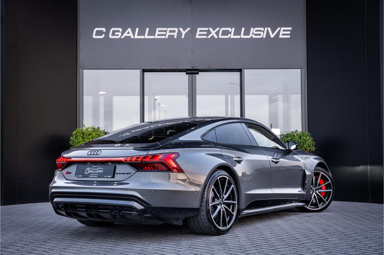 Audi e-tron GT RS 93 kWh - Panorama | Luchtv. | Carbon | Massage | Stoelkoeling |