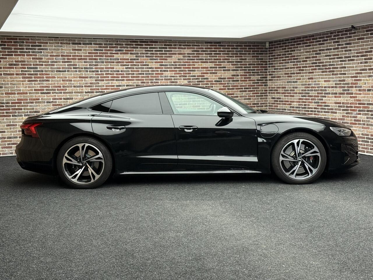 Audi e-tron GT RS 93 kWh DAK SFEER HEADUP CARPLAY LUCHTVERING