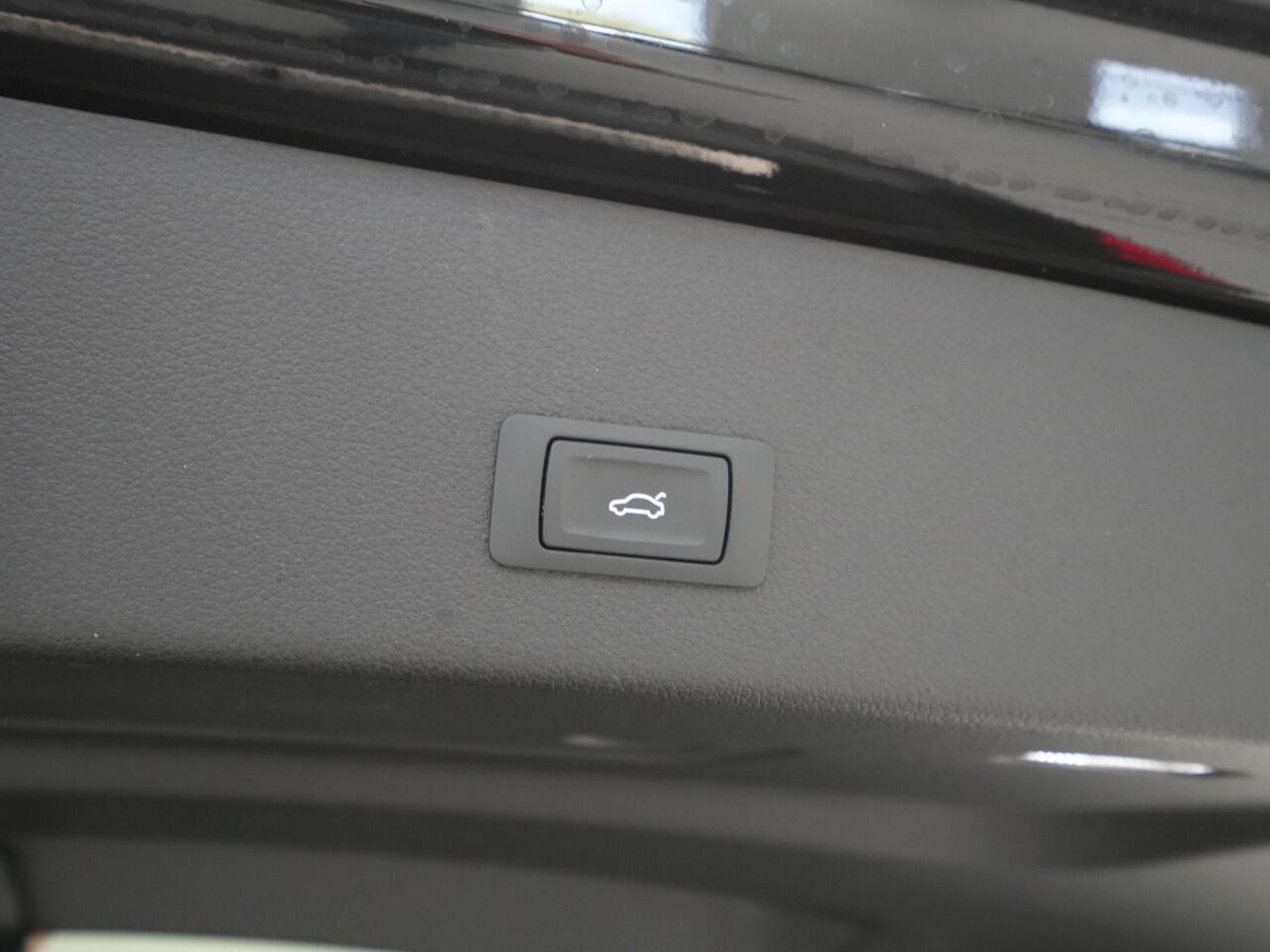 Audi e-tron Sportback 55 408pk quattro S edition S-line 95kWh Panorama Bang & Olufsen Stoelverwarming Pdc Acc Stoelmemory 54