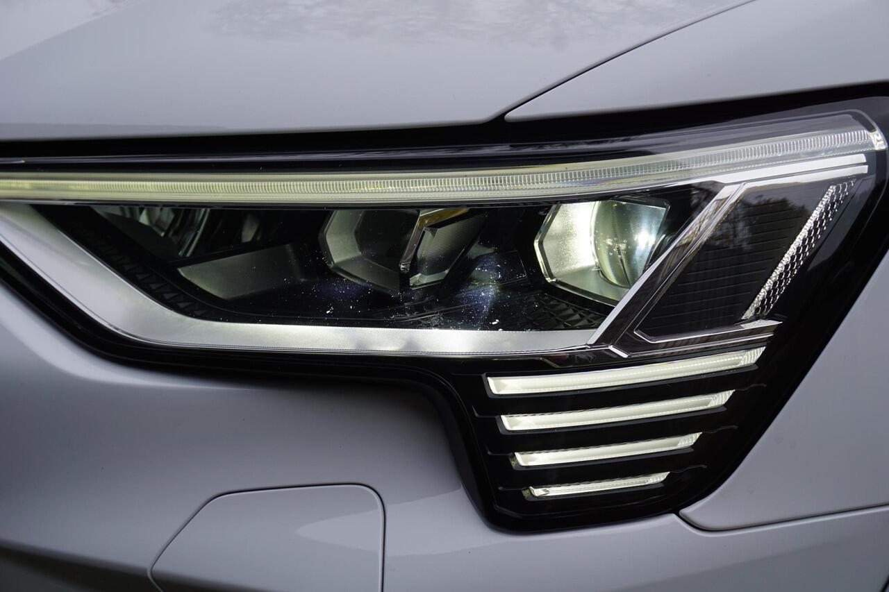 Audi e-tron Sportback S Quattro RS Stoelen l Luchtvering l Pano l Zwart Optiek l 22 Inch l B&O l NAP l Sfeer