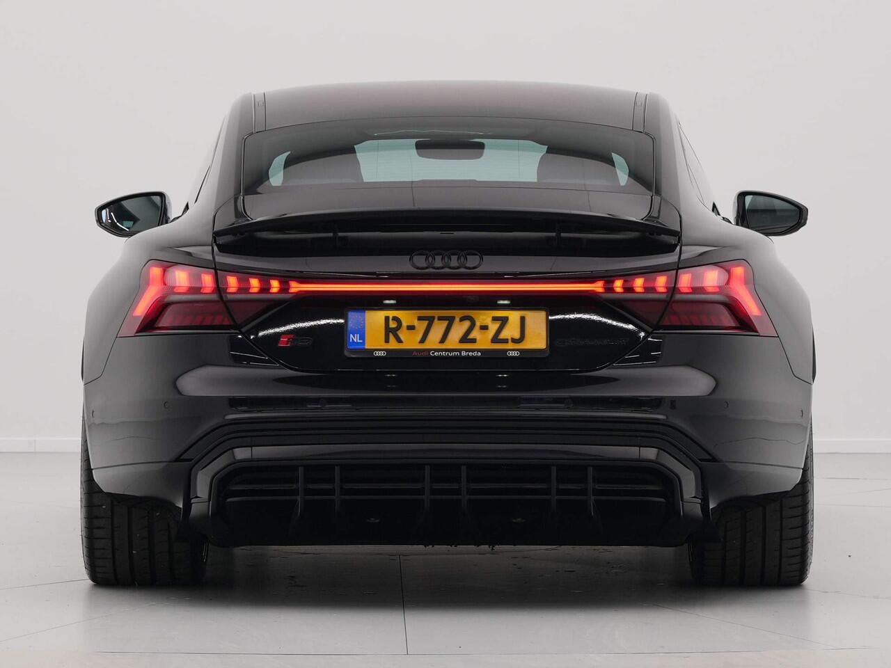 Audi e-tron GT RS 93 kWh 600pk Panorama Camera Stoelventilatie Bang & Olufsen 34