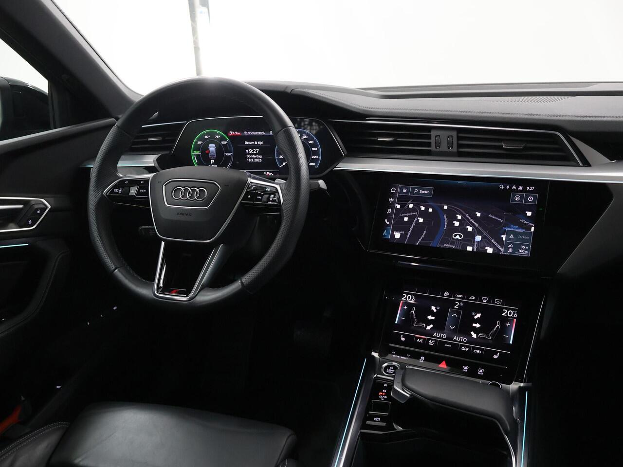 Audi e-tron Sportback 55 quattro S Line 95 kWh | SOH 97,6% | Panoramadak | Digitaal Dashboard | Sportstoelen Ele.verstelbaar + Geheugen | HUD | 360 Camera | DAB | Adaptieve Cruise Control | Ele. kofferdeksel |
