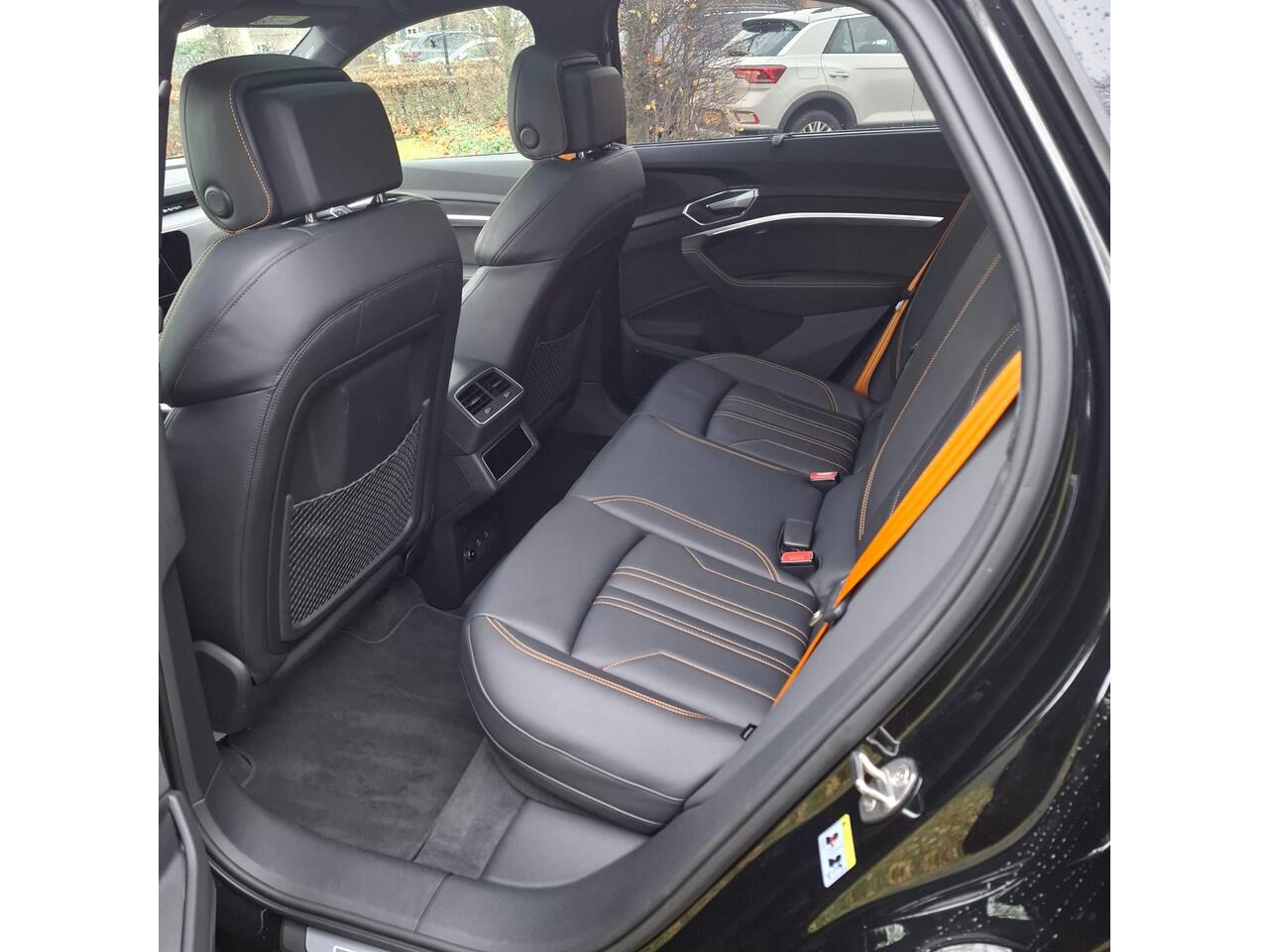 Audi e-tron Sportback 55 quattro S edition 95 kWh Black edition