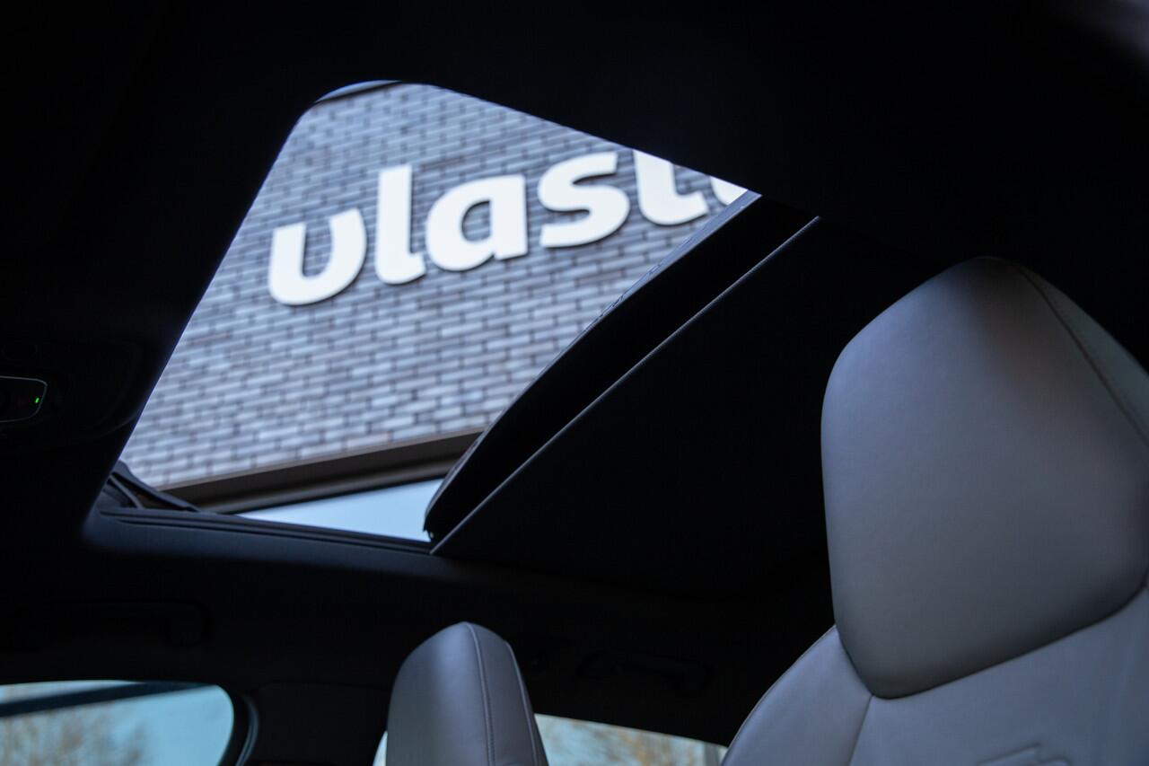 Audi e-tron S quattro 95 kWh , Trekhaak, Panoramadak, Adaptive cruise, 360-graden camera,