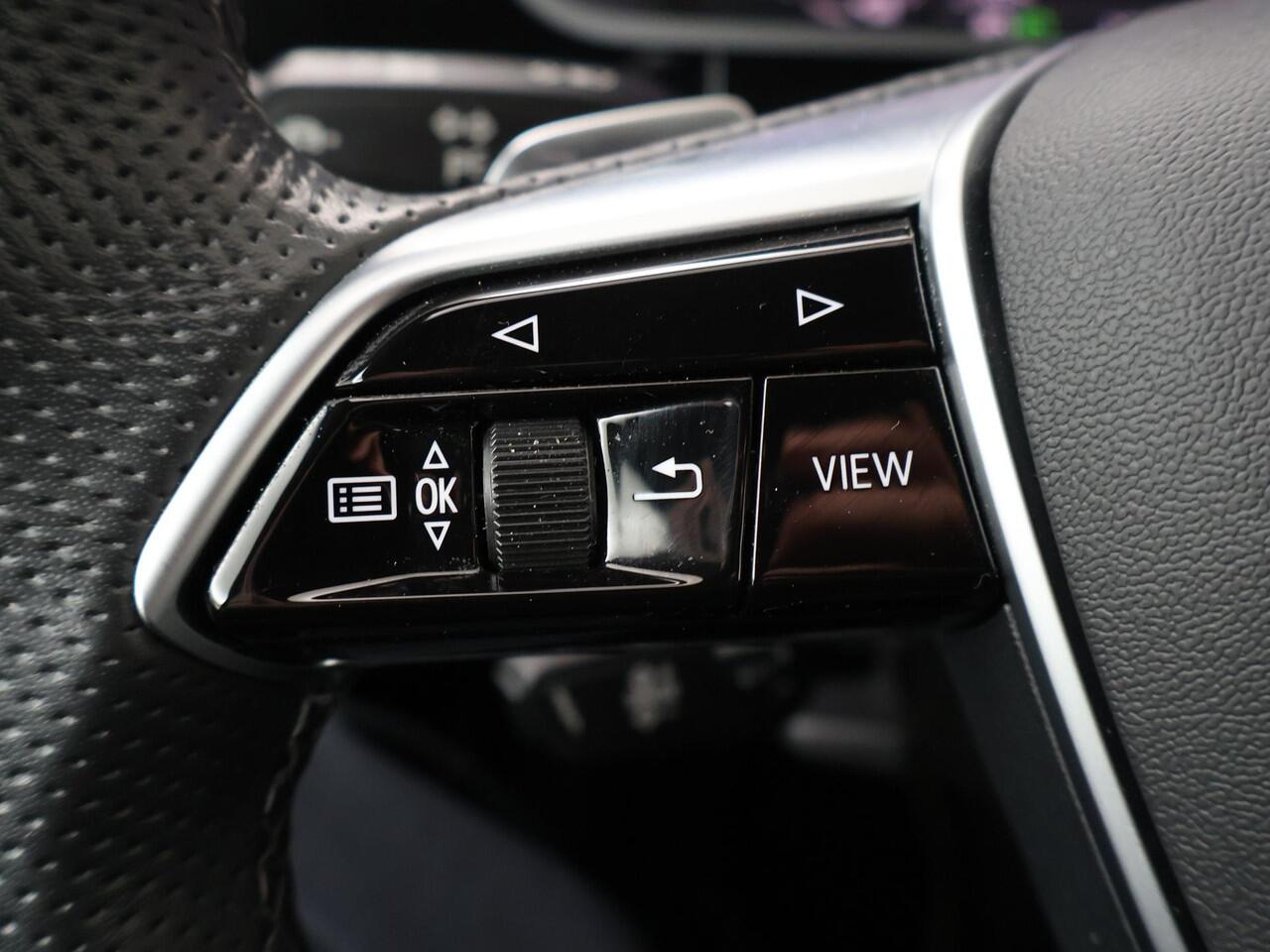 Audi e-tron S quattro 95 kWh | 503 PK | SoH 100% | Trekhaak | S Line | half lederen bekleding | Lichtmetalen velgen 20"|