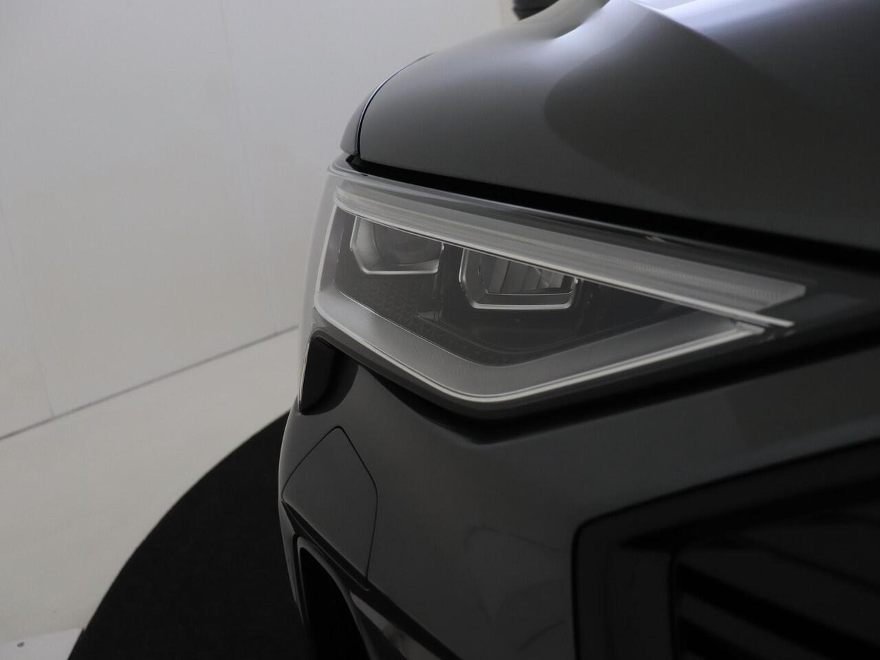 Audi e-tron Sportback 50 quattro S edition 71 kWh | Panoramadak | Luchtvering | 360 camera | Bang & Olufsen | LED matrix verlichting | Keyless | Stoelverwarming |