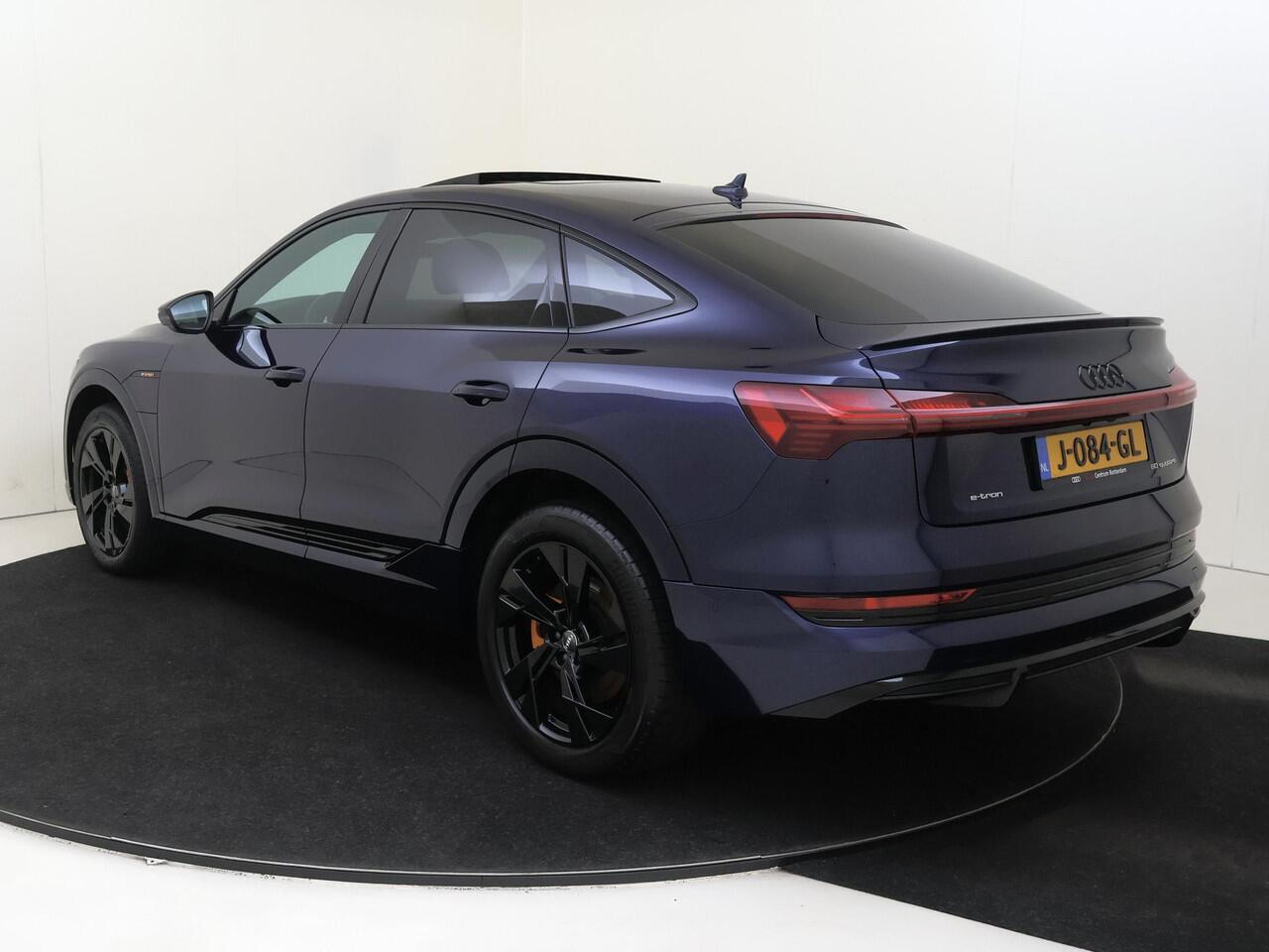 Audi e-tron Sportback 50 quattro S edition 71 kWh | SOH 100% | Panoramadak | Luchtvering | Stoelverwarming | Optiek zwart Plus | Achteruitrijcamera | LED matrix verlichting | Geheugenfunctie bestuurdersstoel |