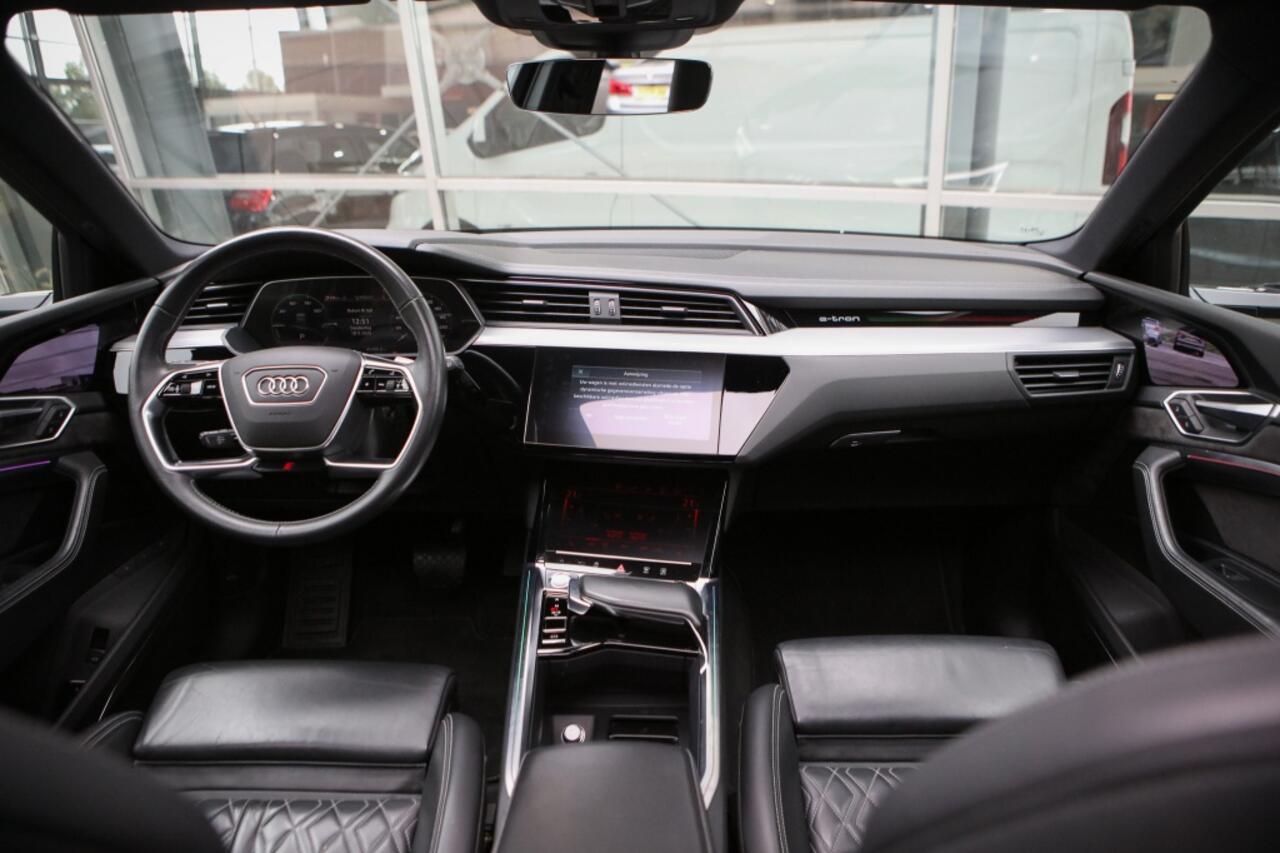 Audi e-tron e-tron 55 | Pano | B&O | Schaalstoelen |