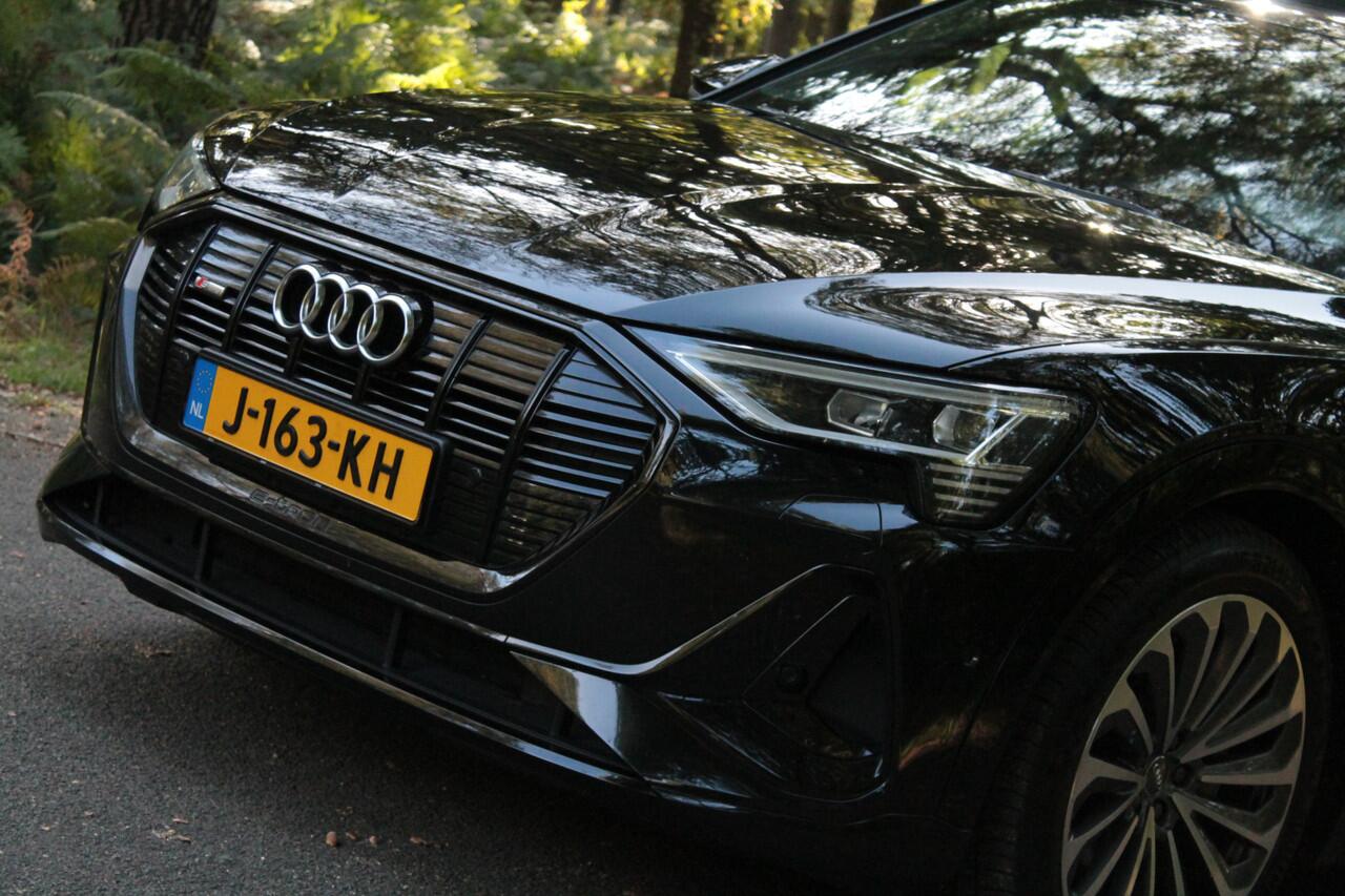 Audi e-tron 55 quattro S-line 95 kWh | Pano | Memory | Trekhaak