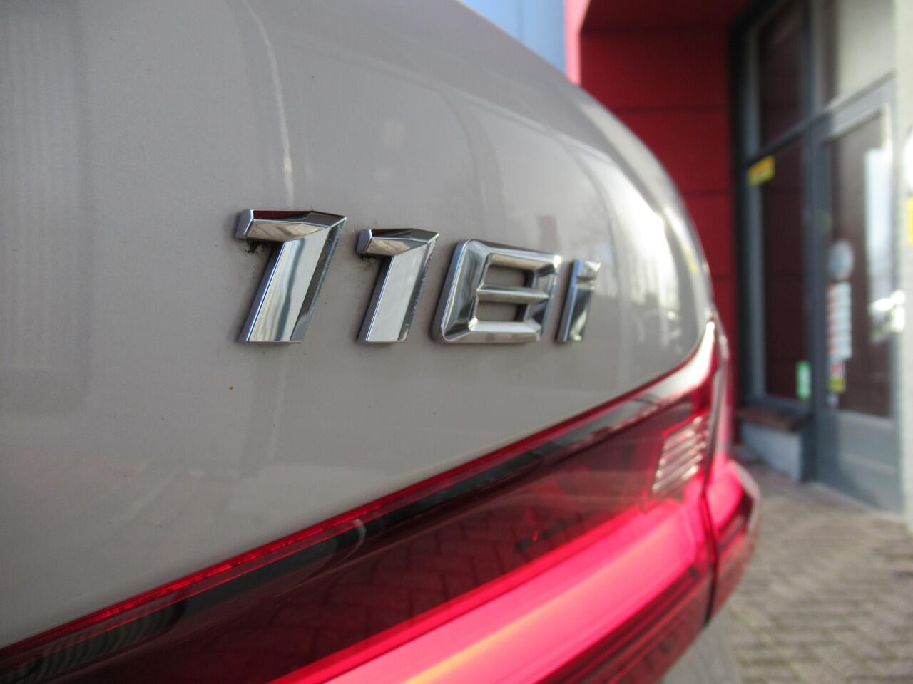 BMW 1-SERIE 118i Executive| Automaat | Climate-Airco | Apple Carplay | Parkeercamera | Incl. BOVAG Garantie | 1ste Eigenaar | DAB+ Radio |