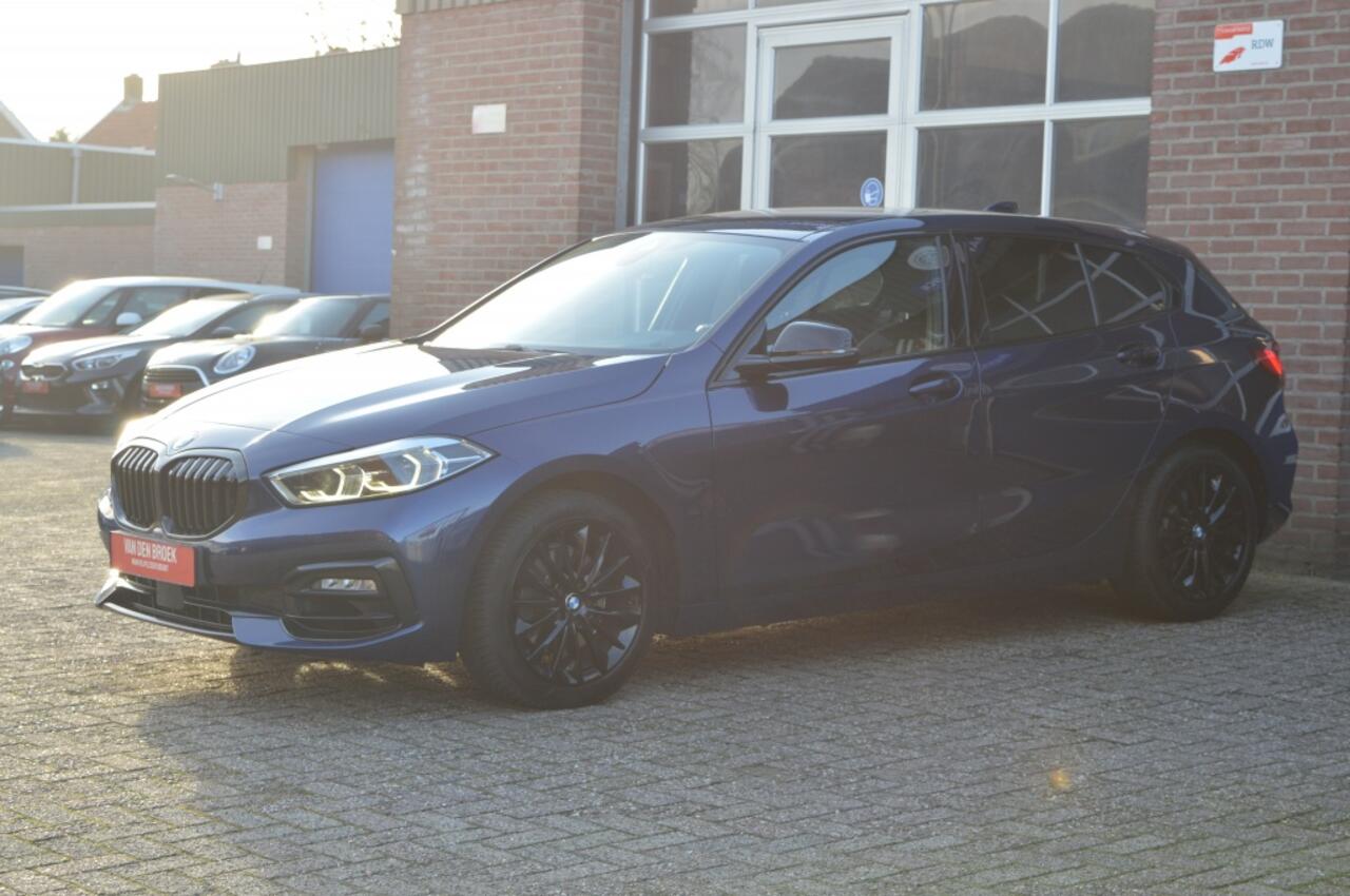 BMW 1-SERIE 118i Executive | AUT - VRT.DASH - CAMERA