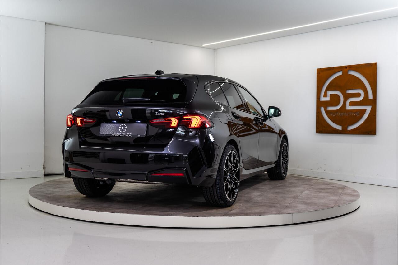 BMW 1-SERIE 120 Sport Premium 157PK | Facelift | Laser | Carplay | Comfort | Fabrieksgarantie