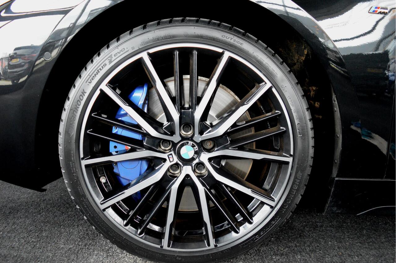 BMW 1-SERIE 118i M-Sportedition | 19" | Pano | Leder | Active Cruise