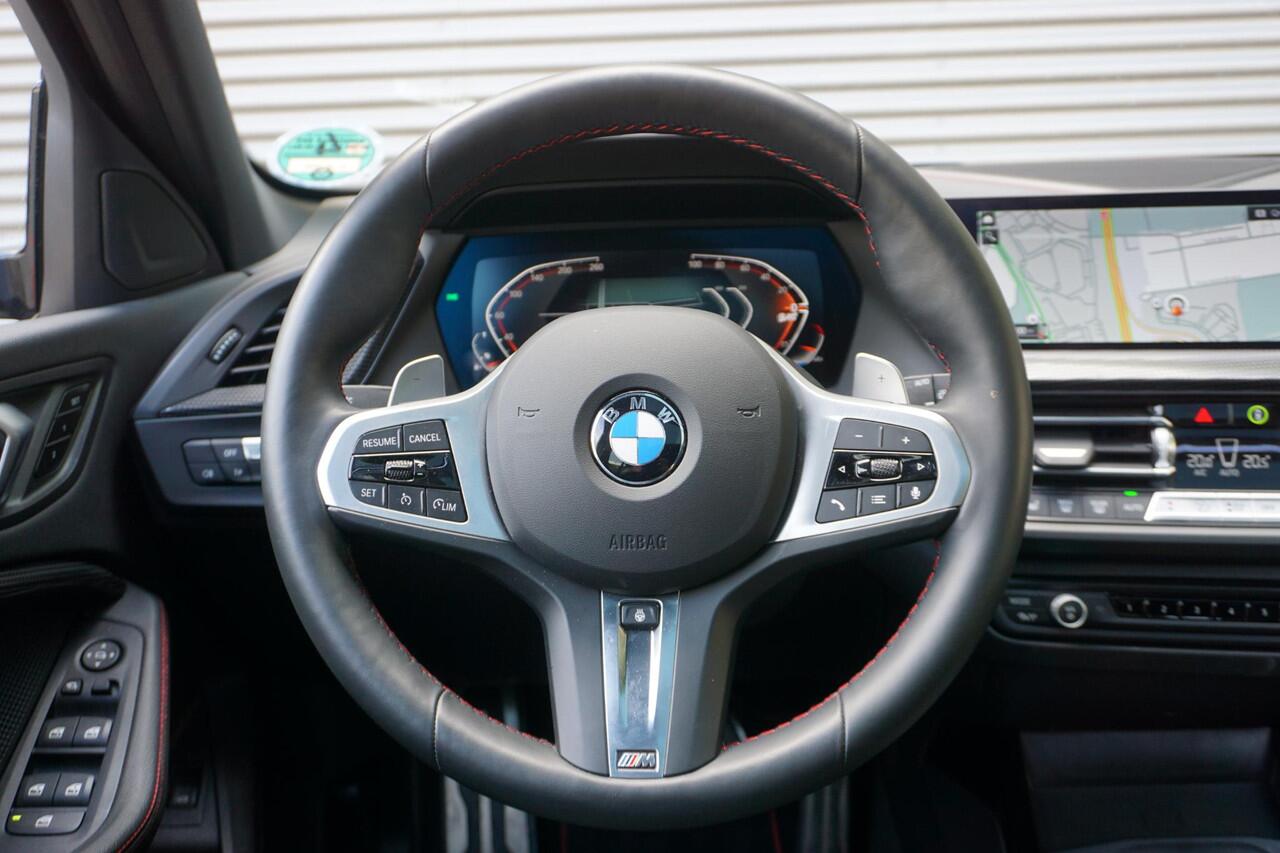BMW 1-SERIE 5-deurs 128ti M Aerodynamicapakket | Comfort Pack | Travel Pack | Glazen panoramadak | BMW Head-Up Display | HiFi System