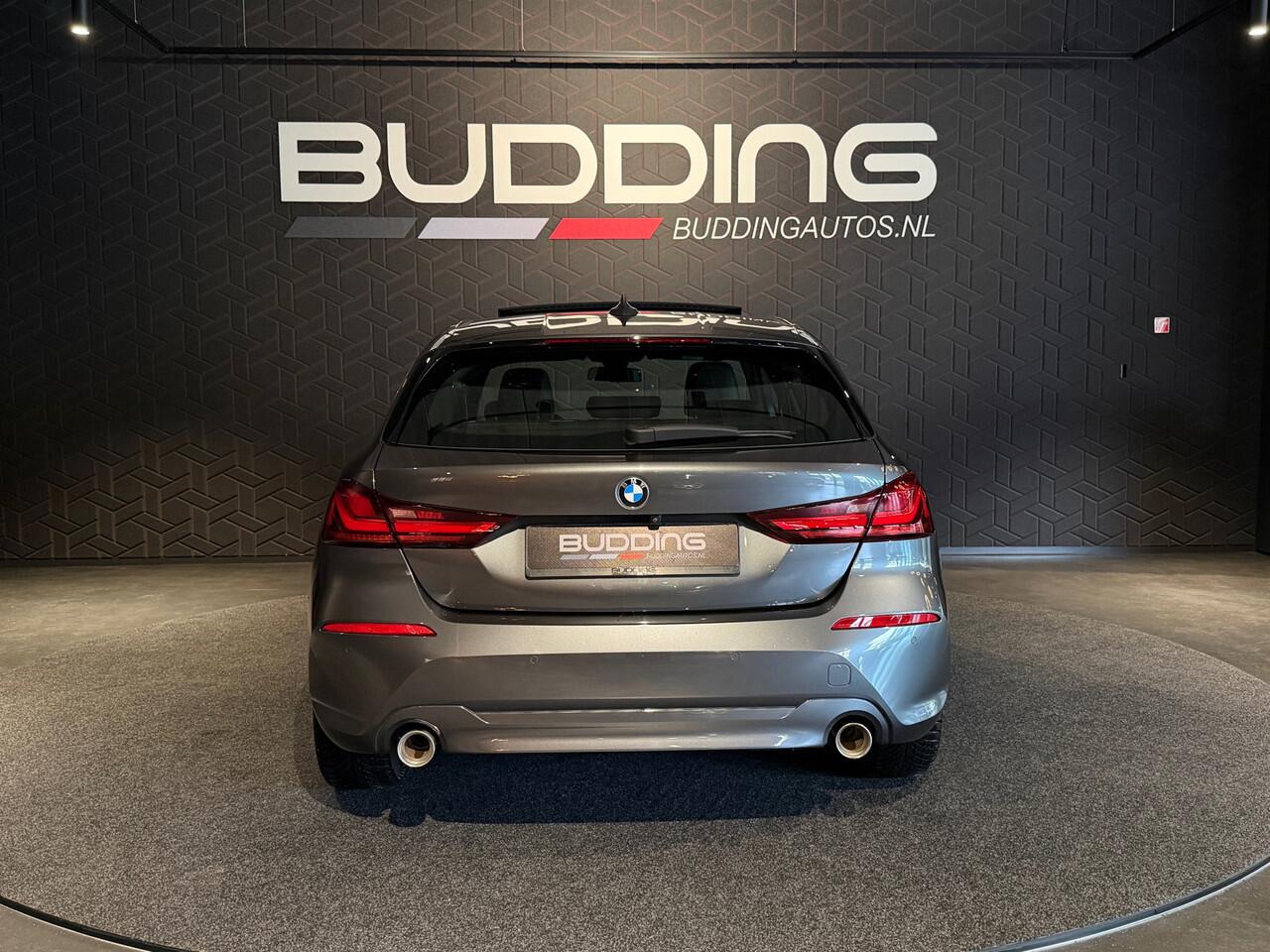 BMW 1-SERIE 120i High Exe | Pano | Head-up | Keyless | H&K | Leder