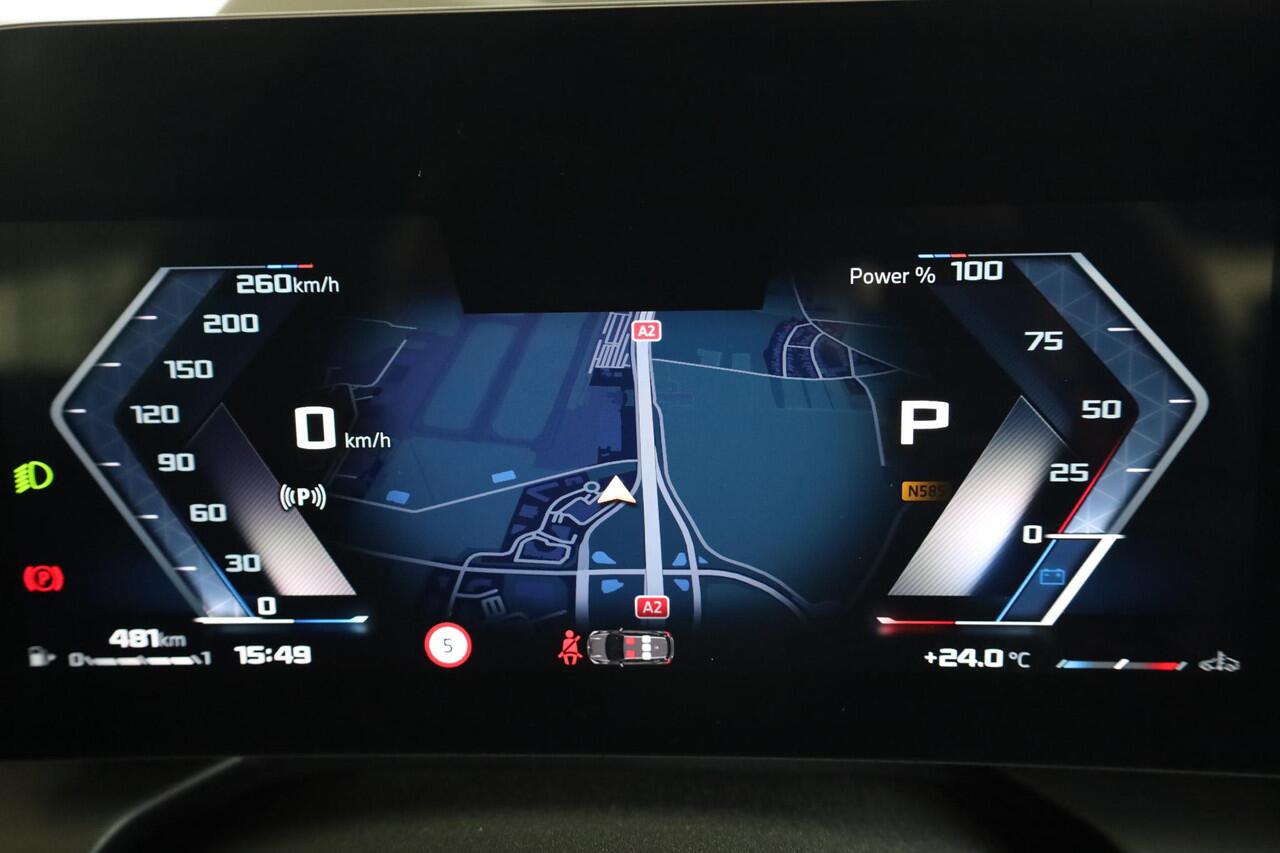 BMW 1-SERIE 5-deurs M135 xDrive | Innovation Pack | Stoelen-Pack