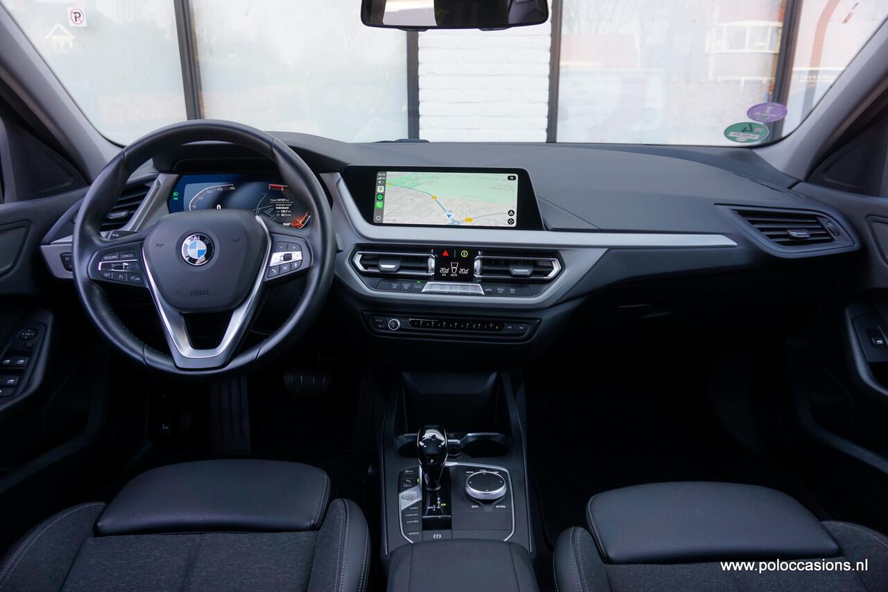 BMW 1-SERIE 118i Exec Automaat | Live Cockpit | Carplay | Sportinter