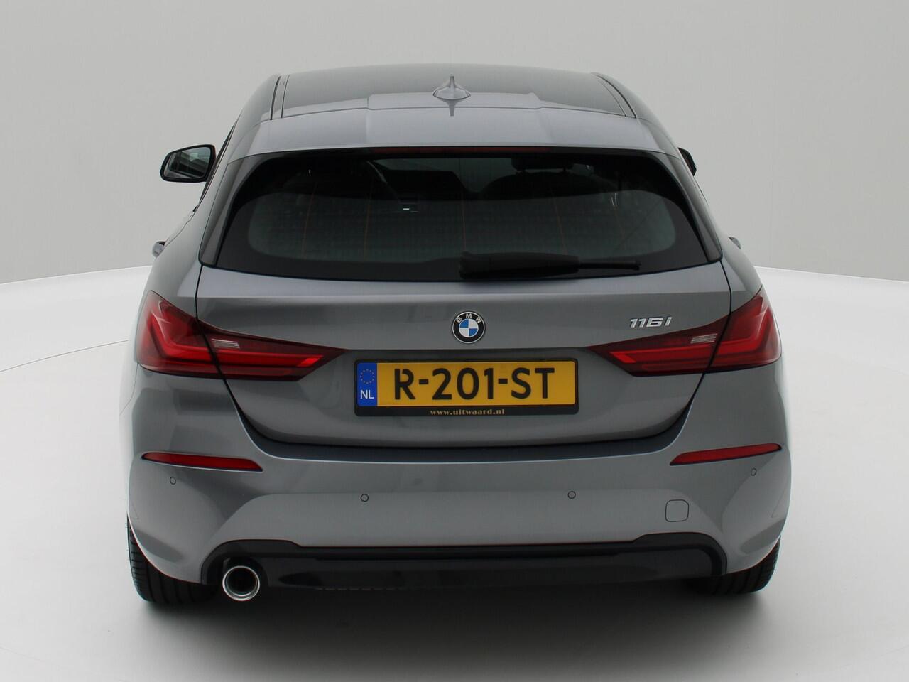 BMW 1-SERIE 116i Introduction Edition Aut. SPORTLINE / Origineel NL