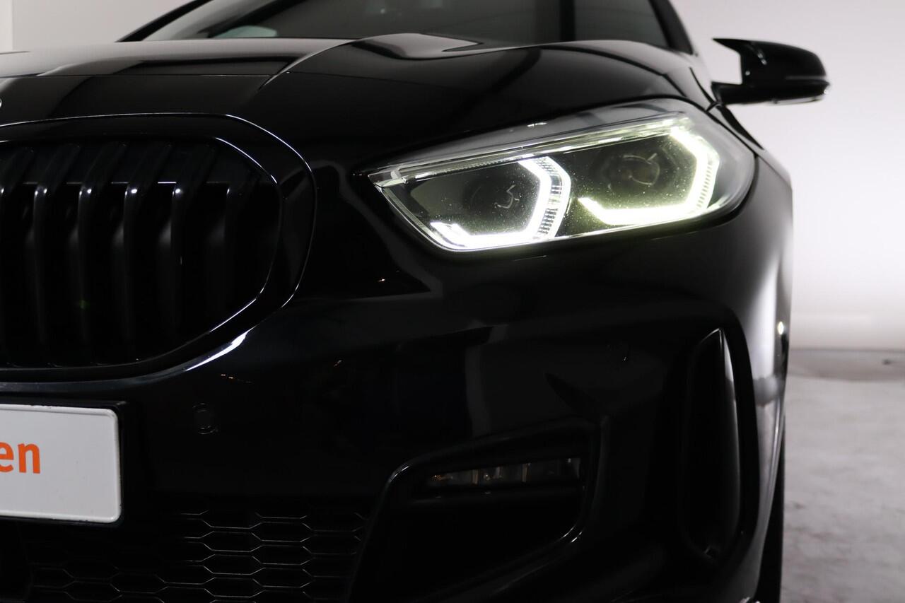 BMW 1-SERIE 118i High Executive, M-sport, LED, Navigatie, Cruise Control, Stoelverwarming, Apple CarPlay/Android Auto