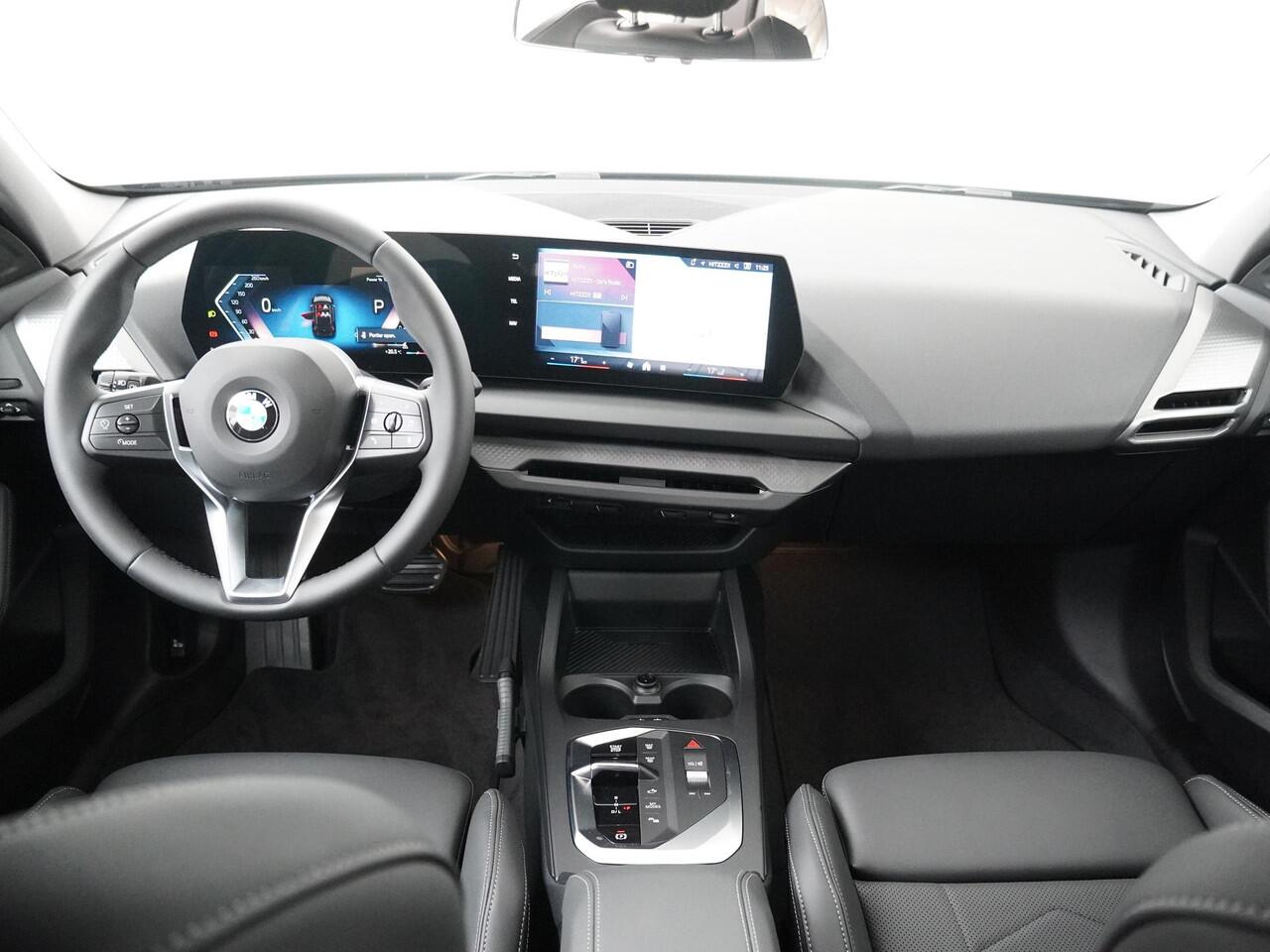 BMW 1-SERIE 120 M Sport Design Edition | Premium Pack | Trekhaak |