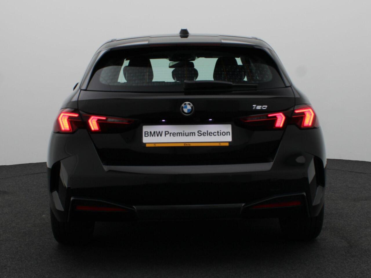 BMW 1-SERIE 120 DAB | HIFI | Driving Assistant | Harman Kardon | 18"