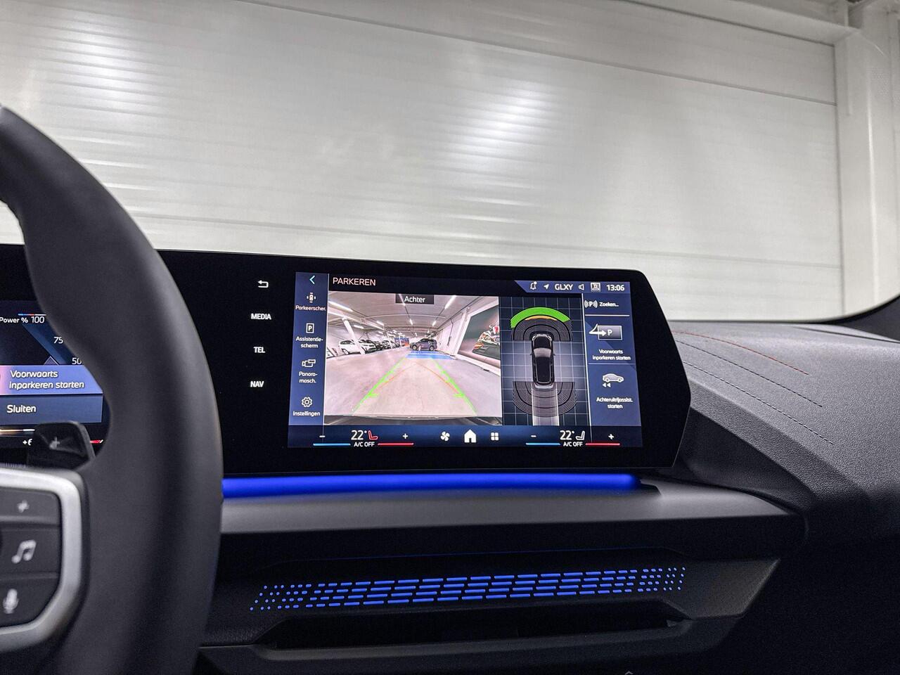 BMW 1-SERIE 120 | M-Sport Pakket | Driving Asisstant | Parking Assistant