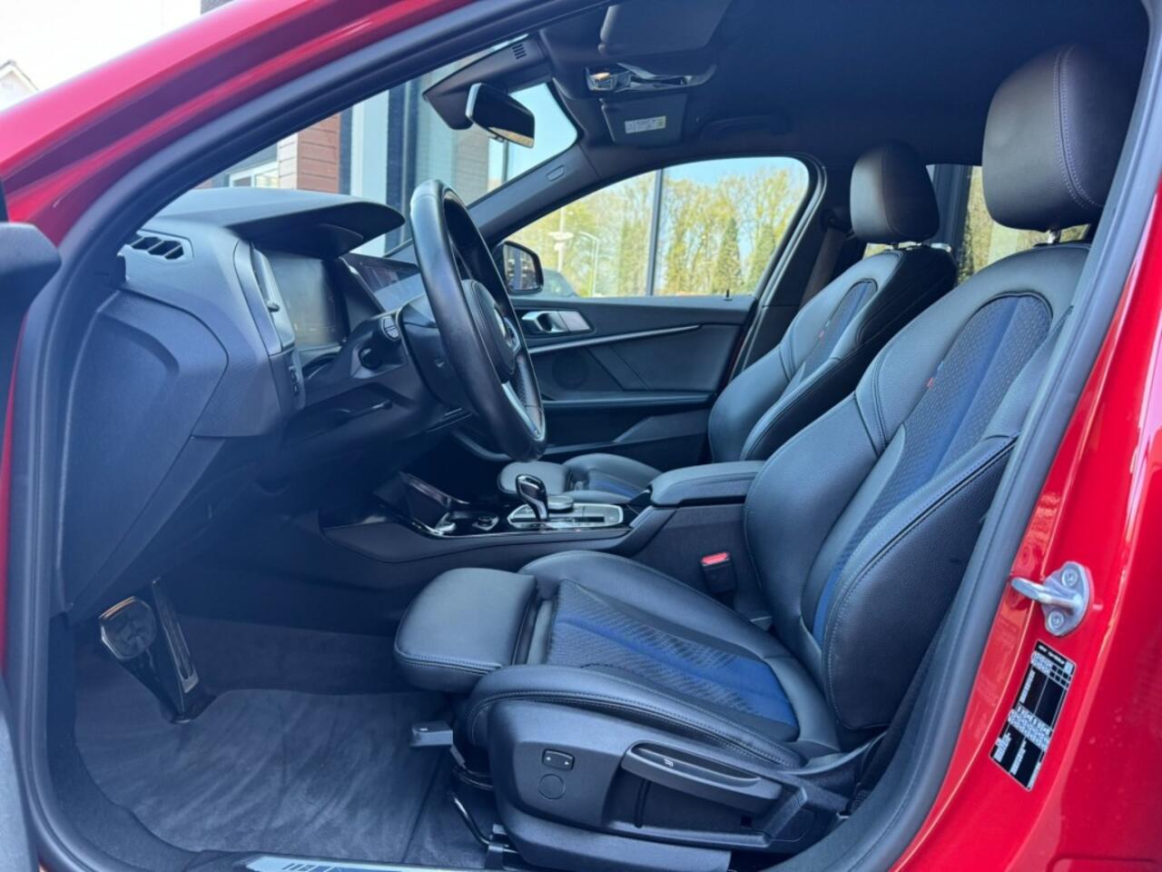 BMW 1-SERIE 118I M SPORT,LED,Clima,Lane Ass.,Cam,Half leer,Cruise