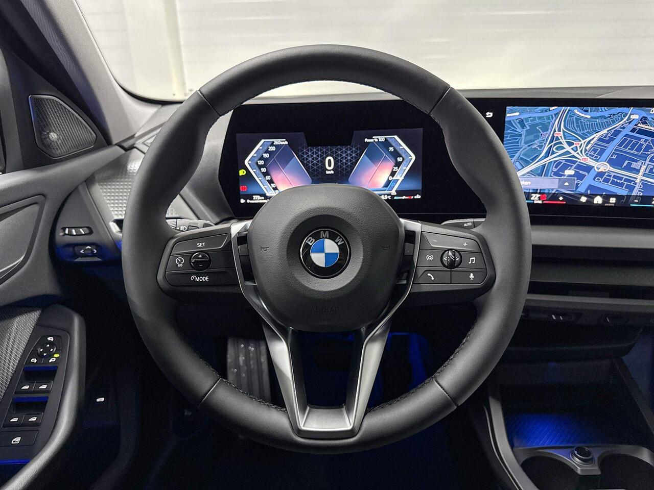 BMW 1-SERIE 120 | M-Sport Design | Driving Assistant | Harman/Kardon