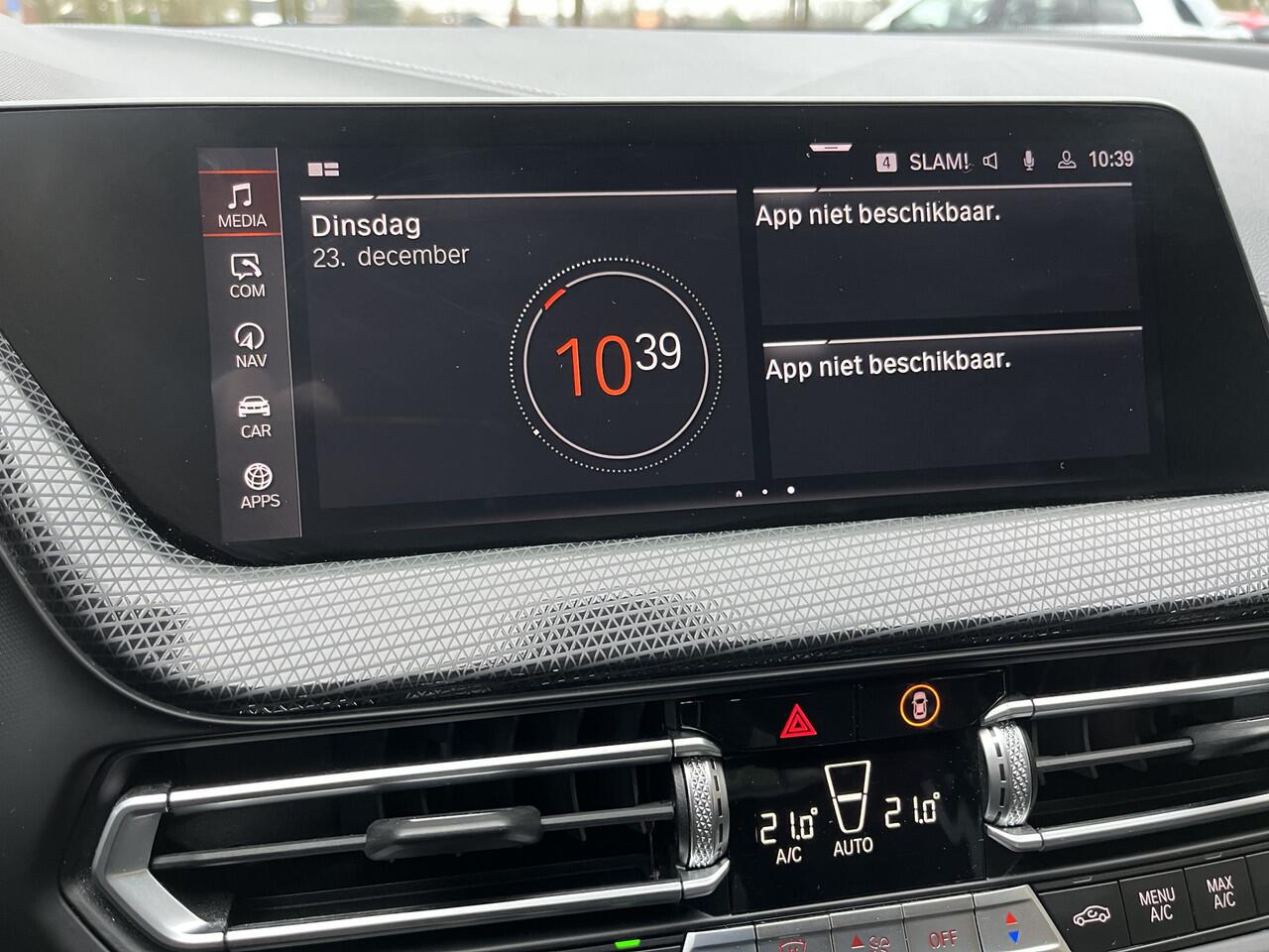 BMW 1-SERIE 118i Business Edition | DEALER OH | CARPLAY | CLIMA | CRUISE | NAVI | PDC V&A | VIRTUAL COCKPIT