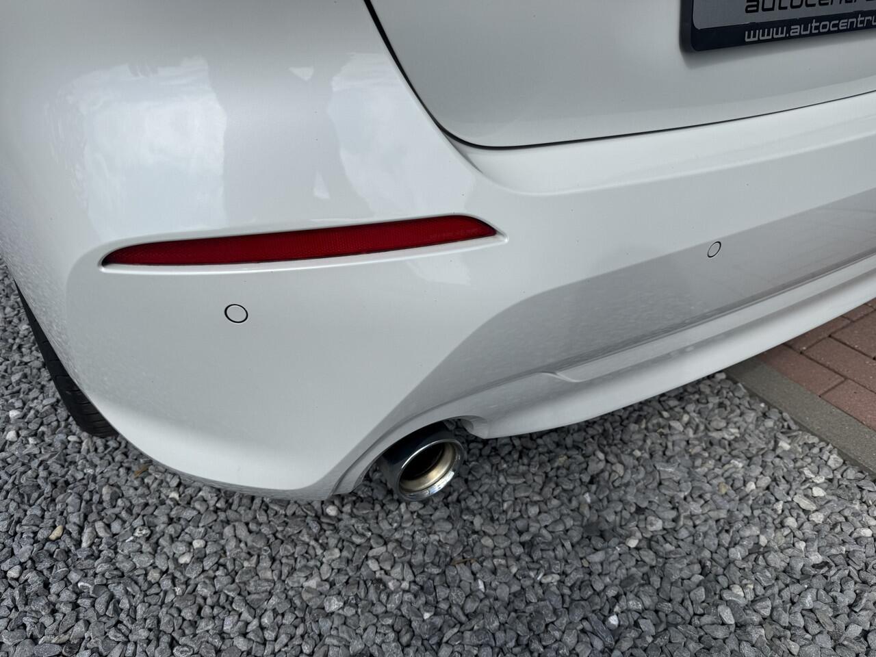 BMW 1-SERIE 118i Executive Edition 5-drs