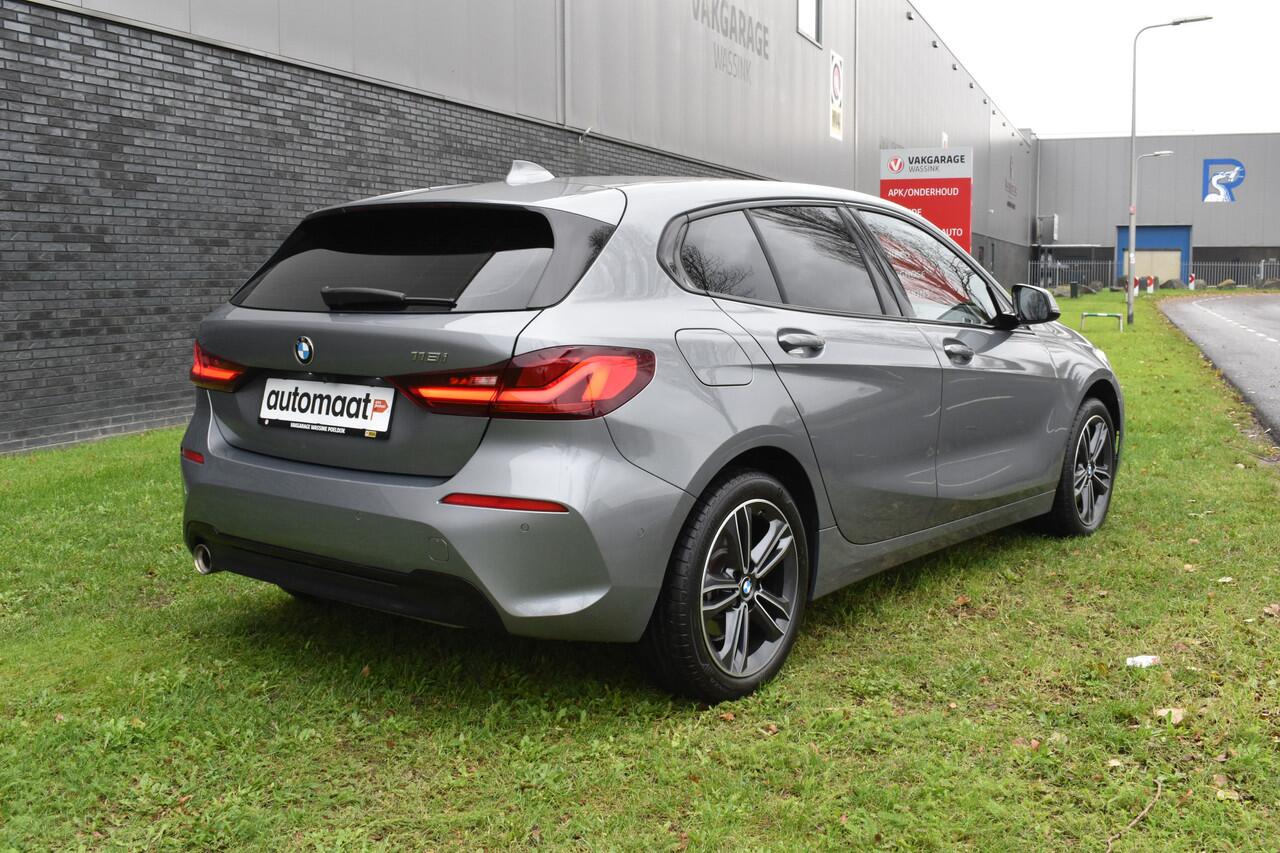 BMW 1-SERIE 118i Sport Line 1.5 100kW Automaat/Navigatie/carplay/stoelverwarming/btw auto