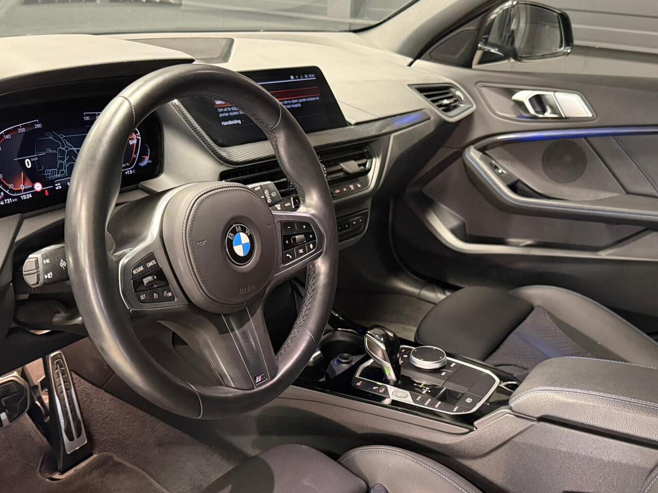 BMW 1-SERIE 118i Automaat M Sport Led Navi Clima 18Inch! Nieuwe Staat!