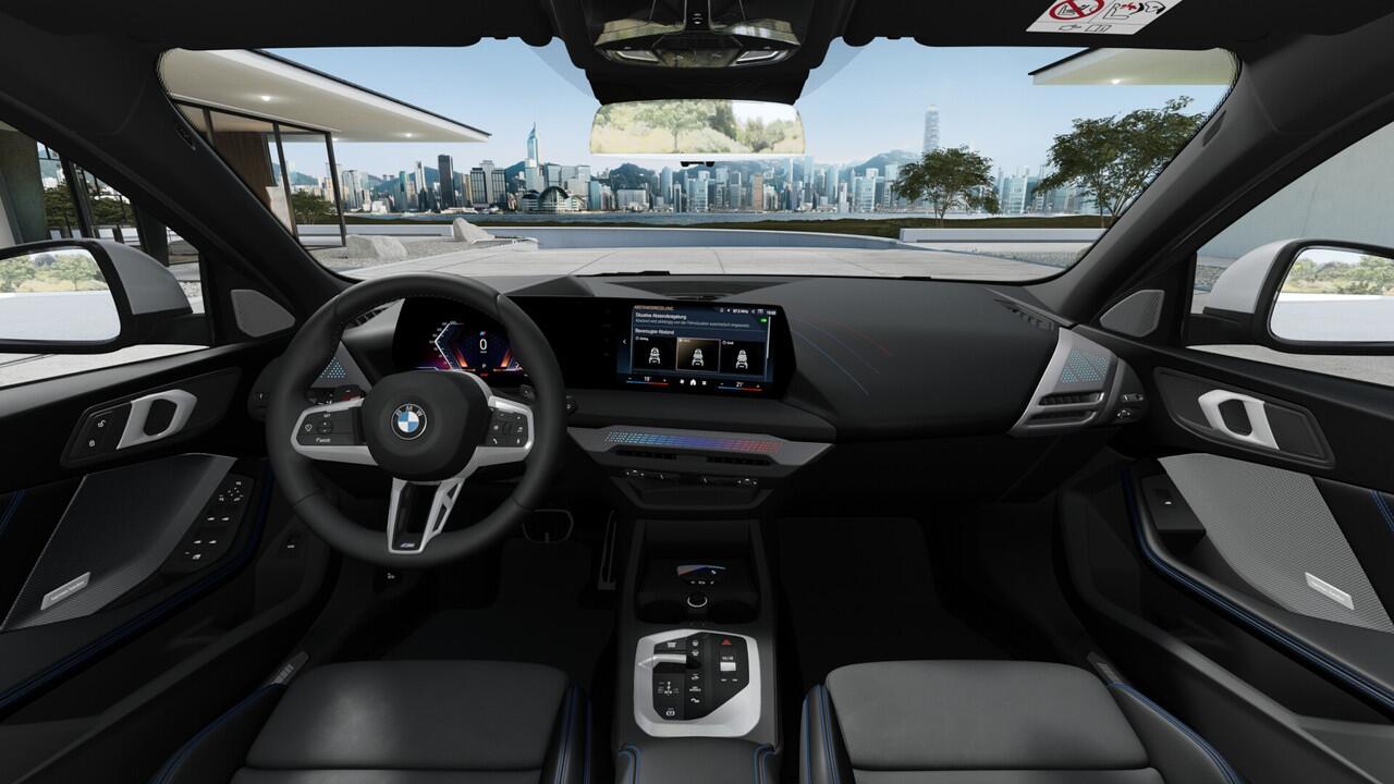 BMW 1-SERIE 120 High Executive M Sport Automaat / Panoramadak / Sportstoelen / M Adaptief onderstel / Comfort Access / Adaptieve LED / Head-Up / Harman-Kardon