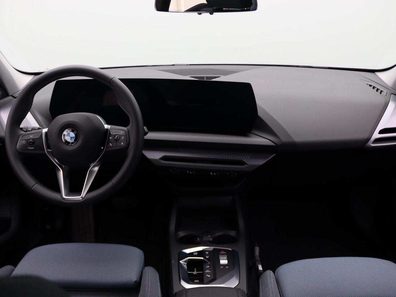 BMW 1-SERIE 120 DAB | HIFI | Driving Assistant | Harman Kardon | 18"