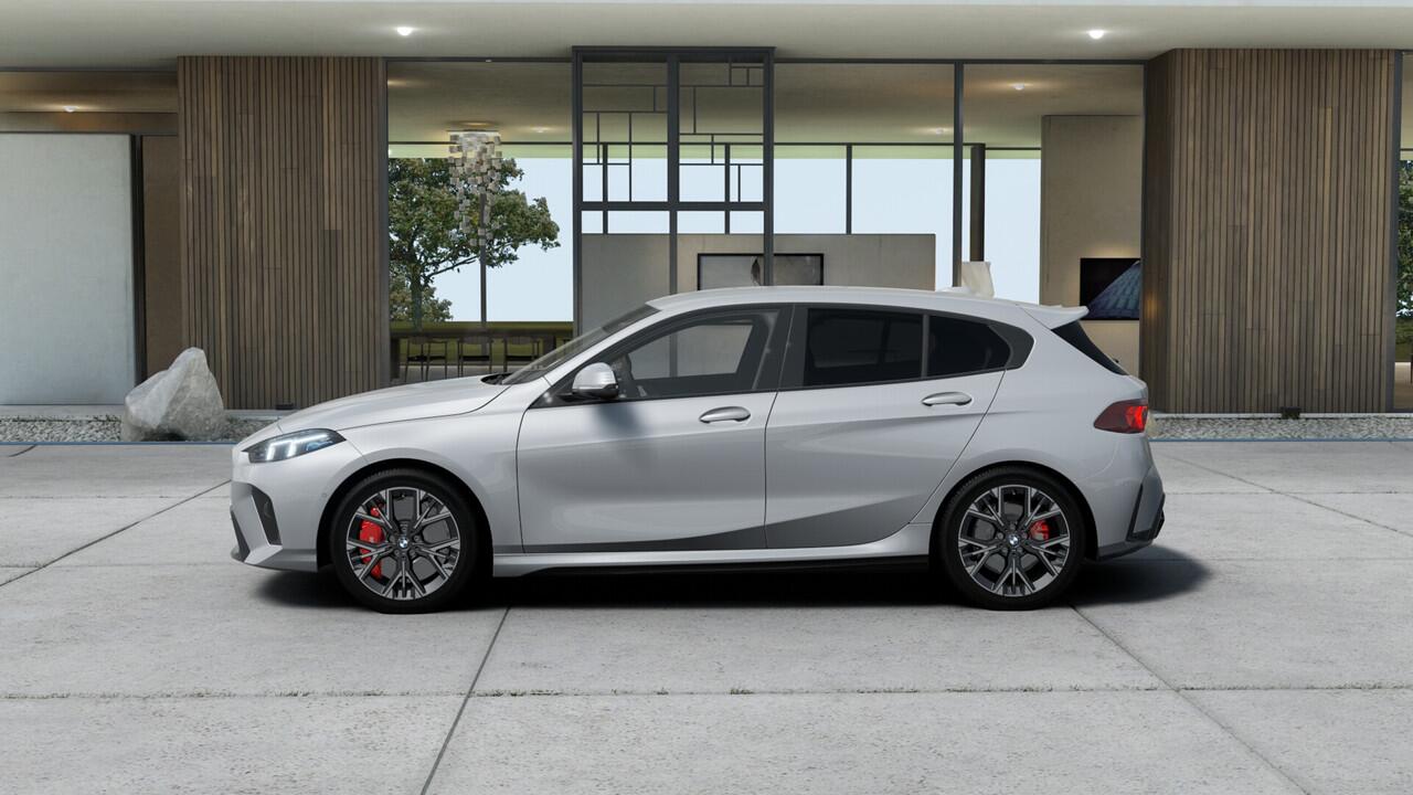 BMW 1-SERIE 120 M Sport Automaat / Sportstoelen / Achteruitrijcamera / M Adaptief onderstel / Comfort Access / Adaptieve LED / Stoelverwarming