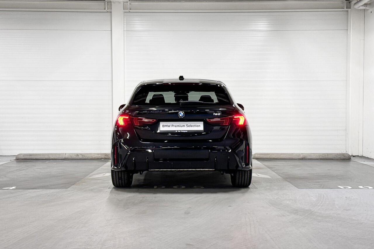 BMW 1-SERIE 120 | M-Sport Design | Premium Pack | Driving Assistant | Adaptive Led | Comfort Access | Selections