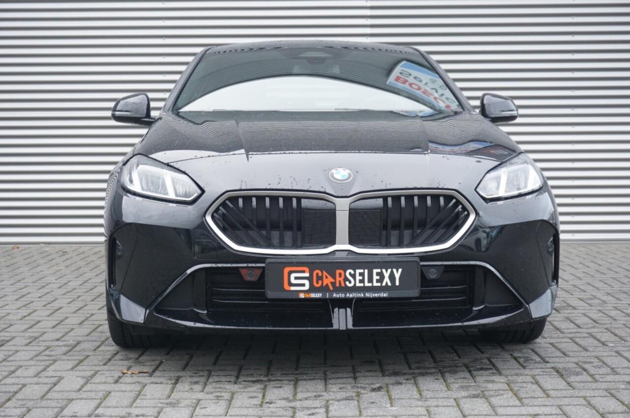 BMW 1-SERIE 120 M Sport Design Ed. NIEUWE AUTO | NED. AUTO | CAMERA