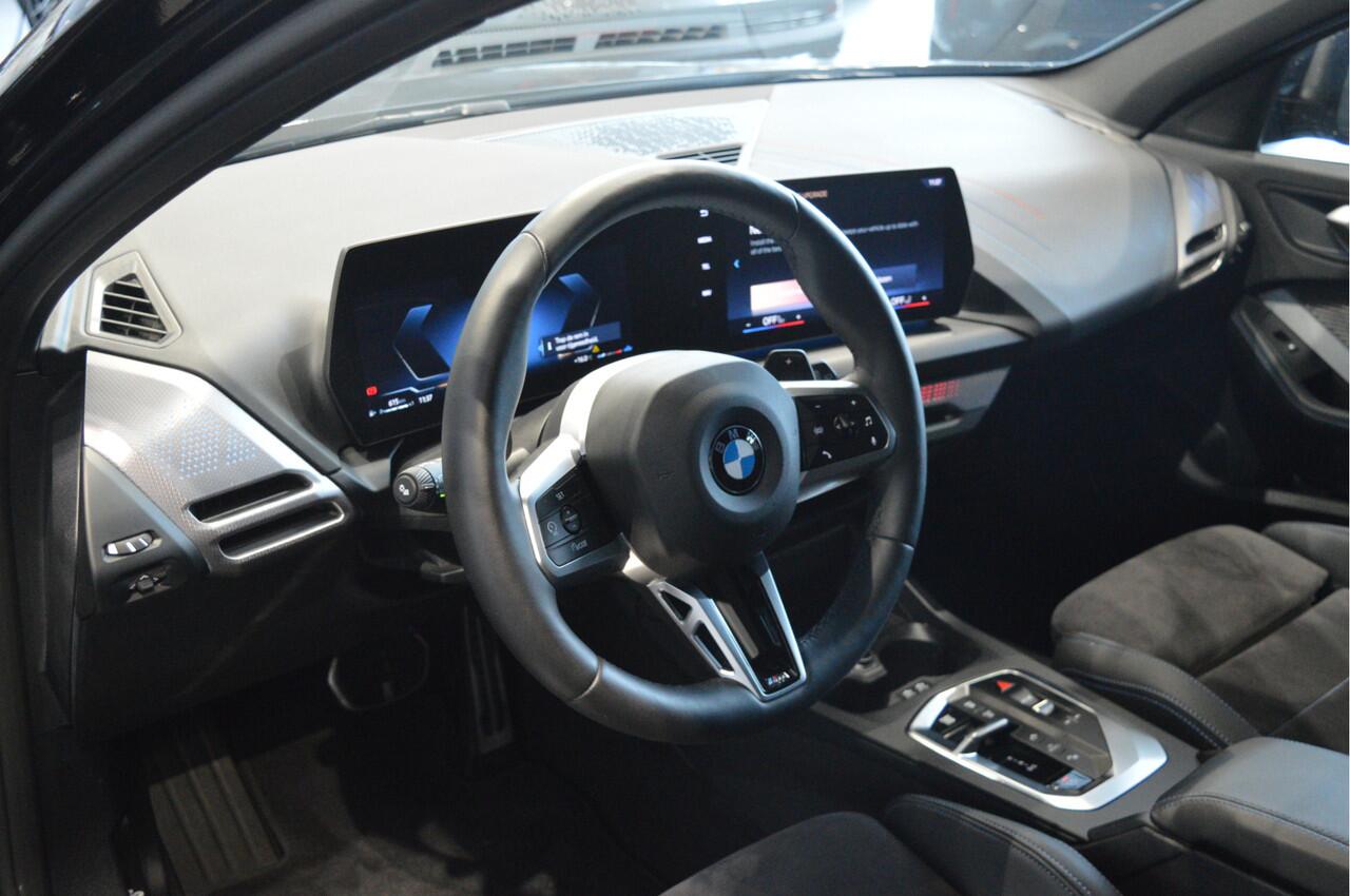 BMW 1-SERIE 120 M Sport navi camera led pdc cruise 18 inch !!