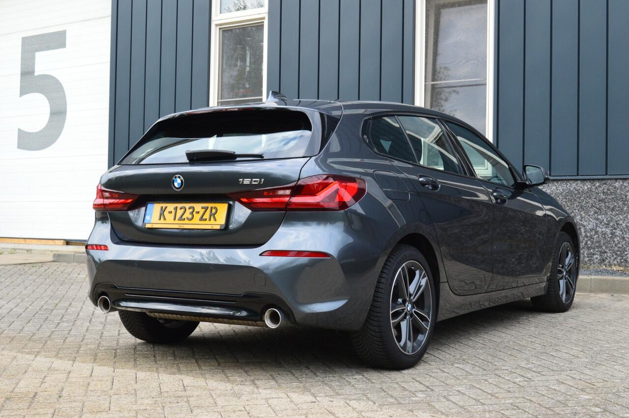 BMW 1-SERIE 120i High Executive Rijklaarprijs-Garantie Navigatie Led Sport interieur Airco