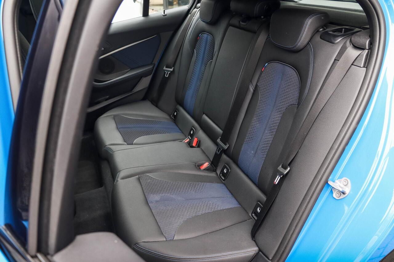 BMW 1-SERIE 118i Executive Edition M Sport | Panoramadak